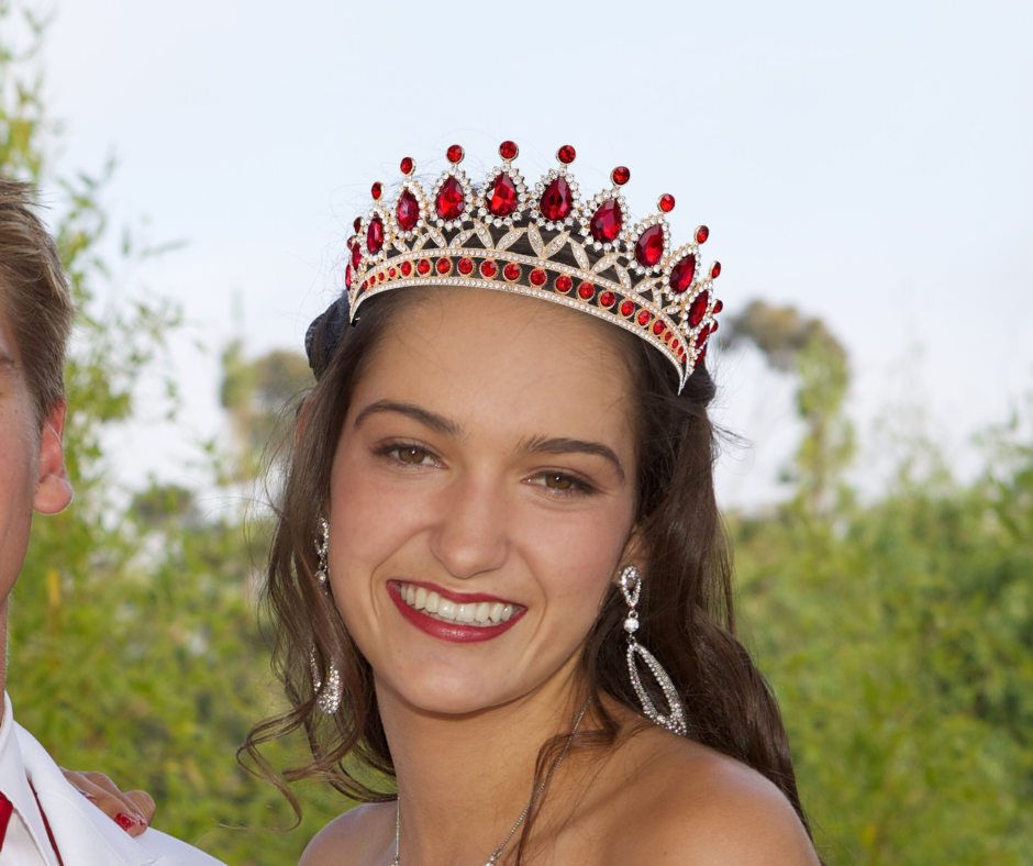 Lady in Red Crown