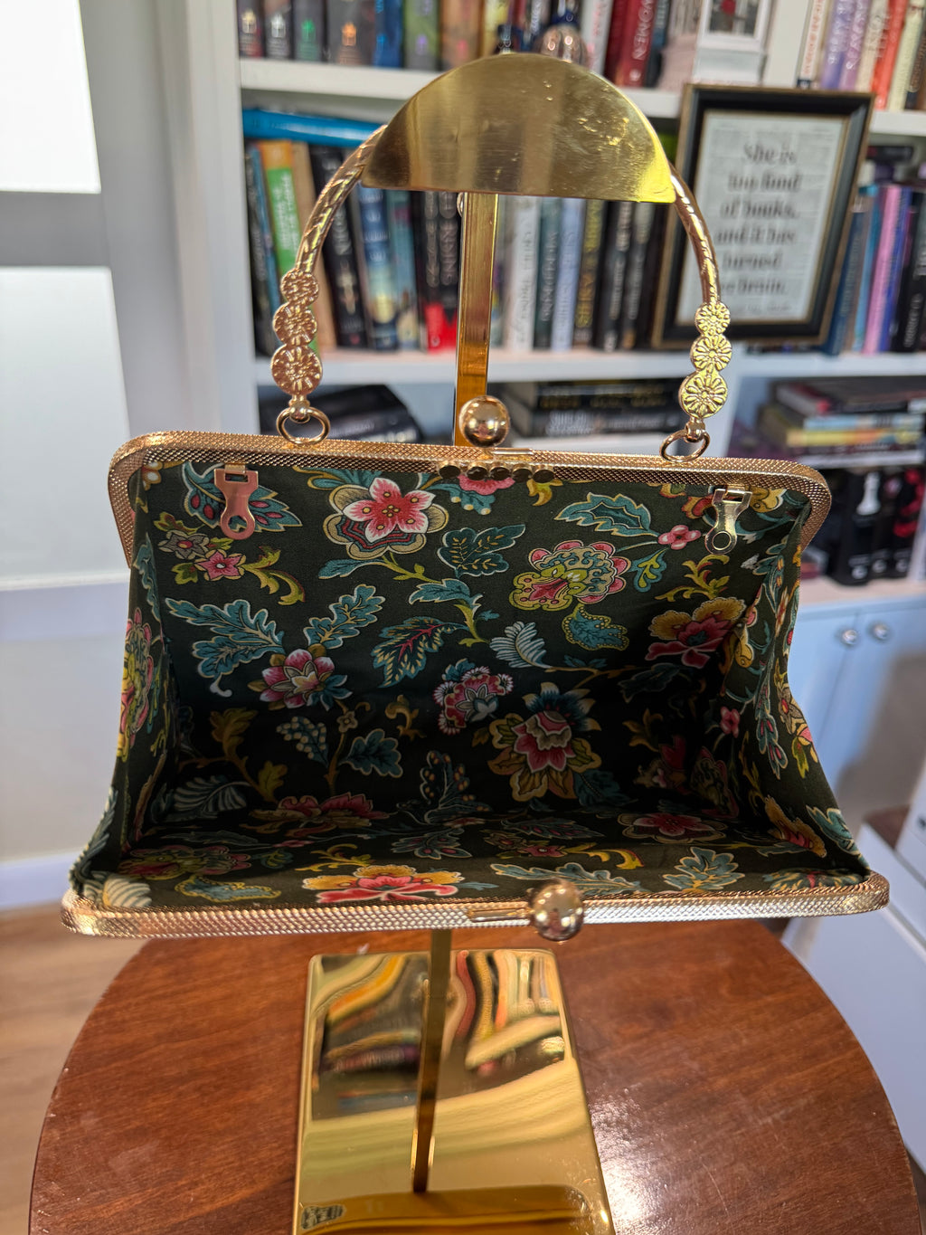 Book Purse- Vintage Queen Bee