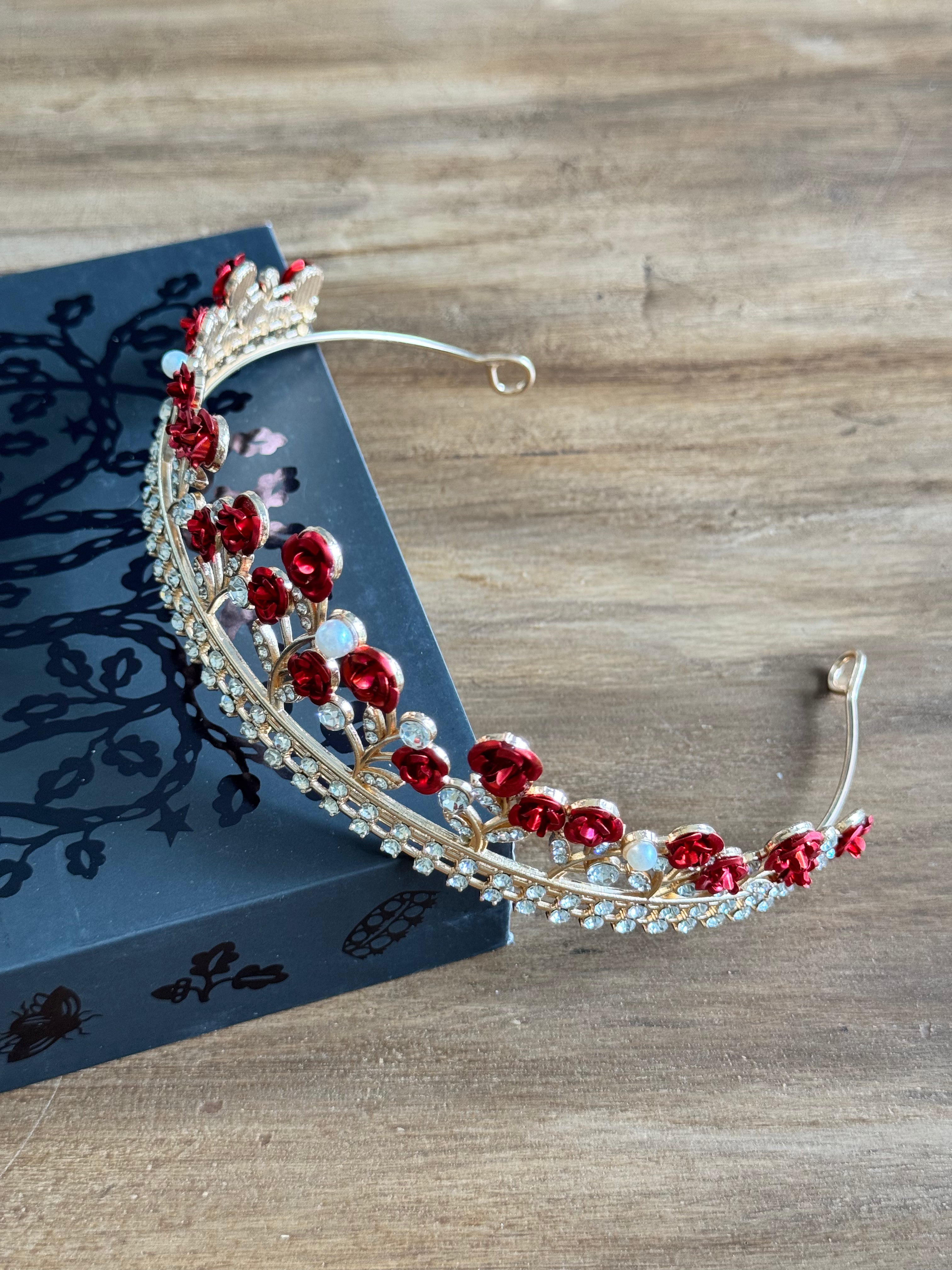 Red Roses in Bloom Crown